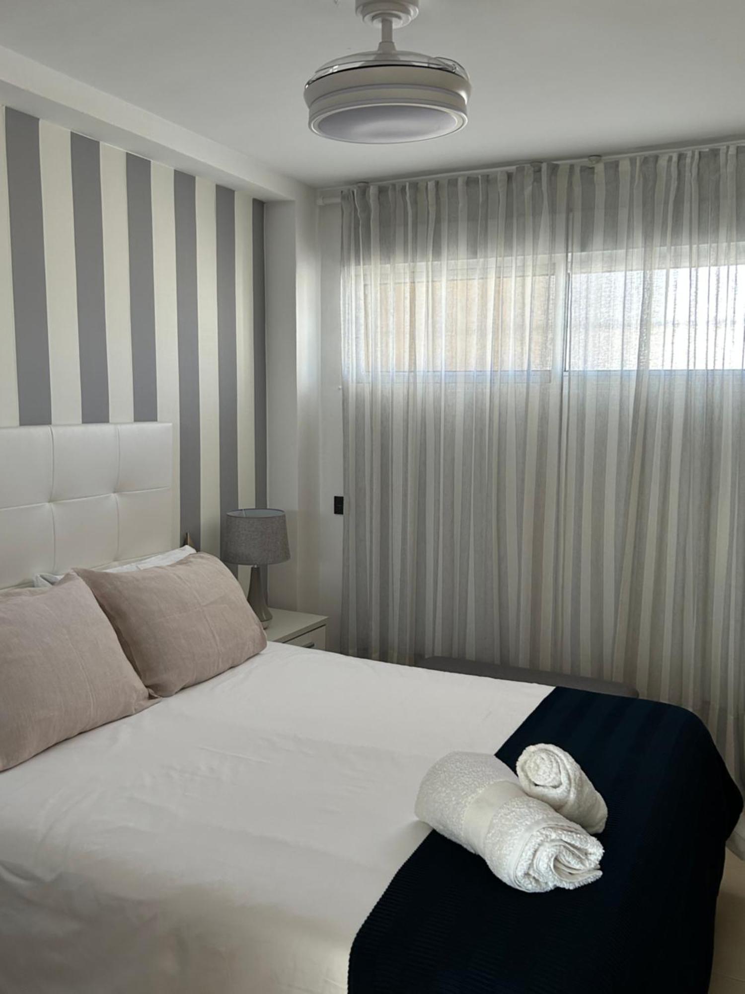 شقة Atico Con Enorme Terraza Y Chill Out Particular بينايدورم المظهر الخارجي الصورة